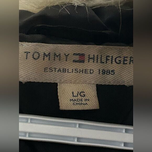 Tommy Hilfiger Kids Puffy Winter Coat - Picture 11 of 13